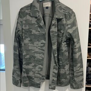 Women’s Camouflage Jacket